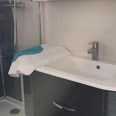 Mahon : 3 A 200m De La Avec Balcon Et Parking - Fr-1-482-163 * Fort-Mahon-Plage