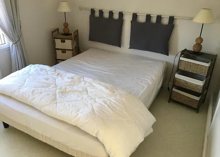 Mahon : 3 A 200m De La Avec Balcon Et Parking - Fr-1-482-163 * Fort-Mahon-Plage